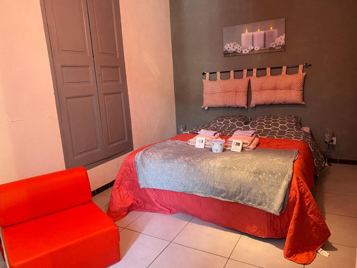 La Cigale Hotell Annot Eksteriør bilde